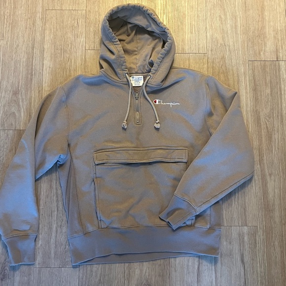 Champion quarter zip - Picture 1 of 3